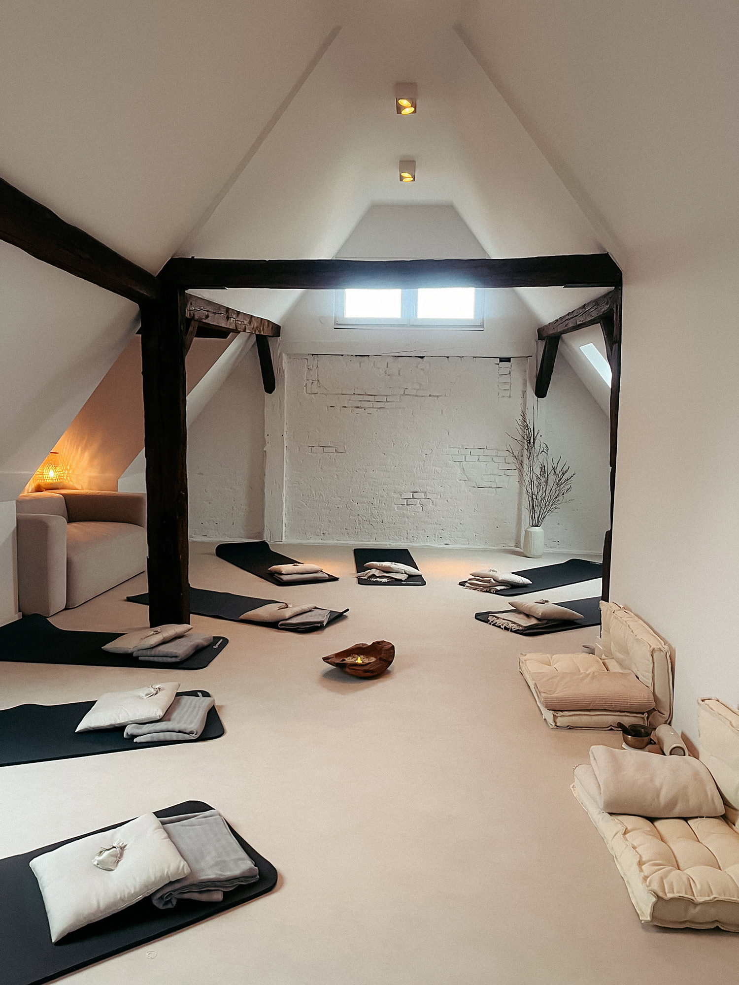 Yoga Meditation Gruppe Freiburg